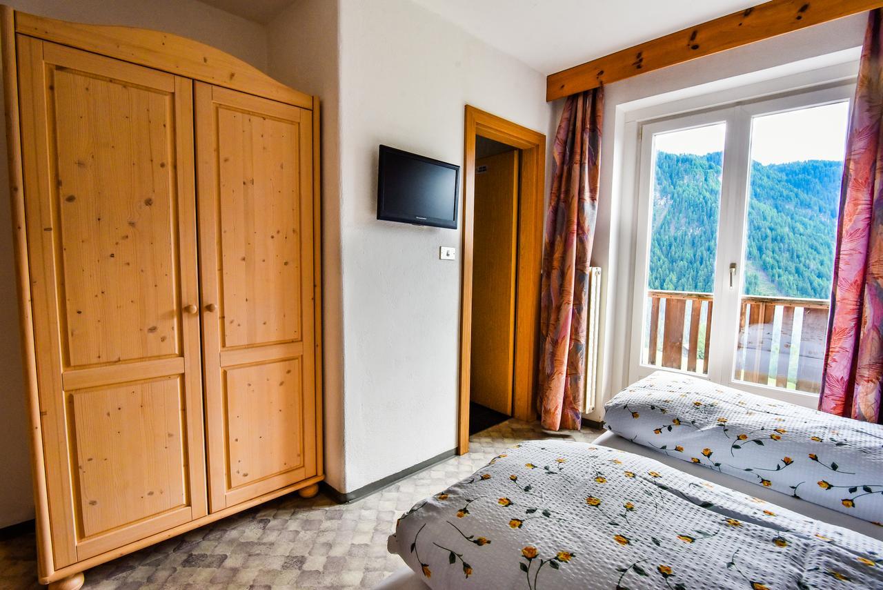 Albergo Somont Ортизеи Экстерьер фото